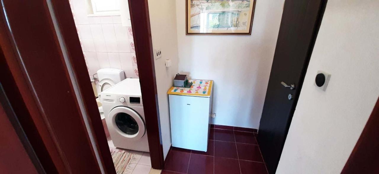 Rooms N&M Baška Voda Εξωτερικό φωτογραφία