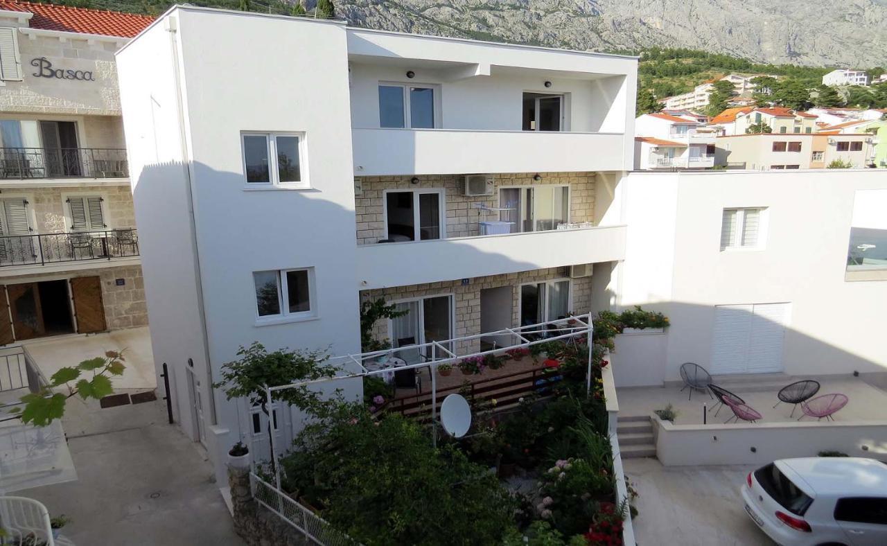 Rooms N&M Baška Voda Εξωτερικό φωτογραφία