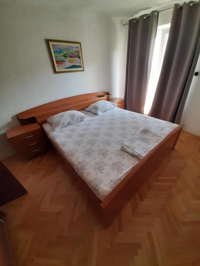 Rooms N&M Baška Voda Εξωτερικό φωτογραφία