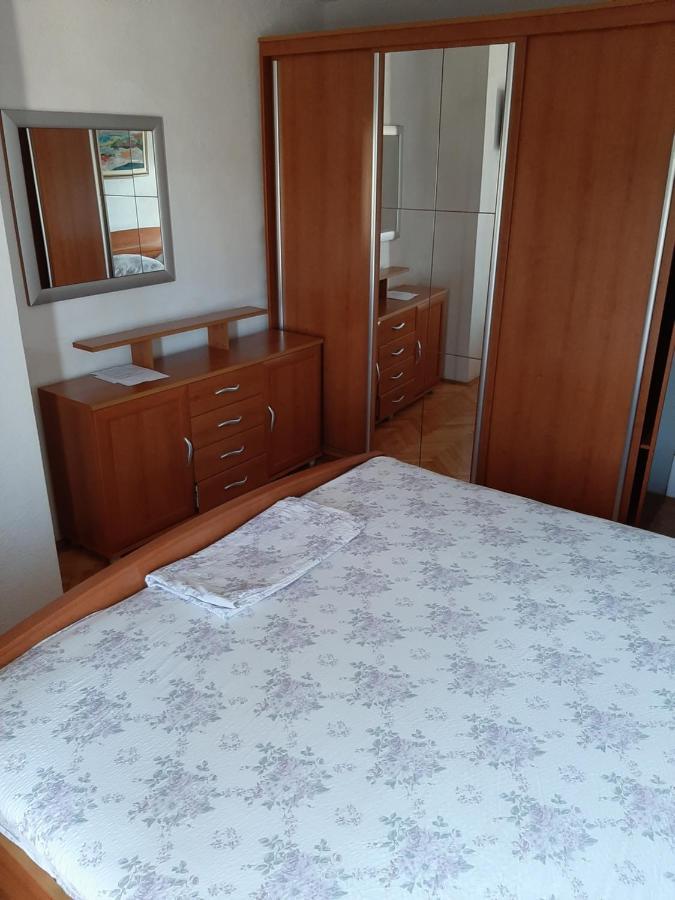Rooms N&M Baška Voda Εξωτερικό φωτογραφία